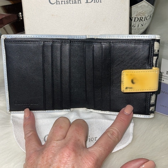 Authentic CHRISTIAN DIOR #2 NAVY BLUE & CREAM BIFOLD SNAP WALLET WITH BOX - Picture 7 of 12
